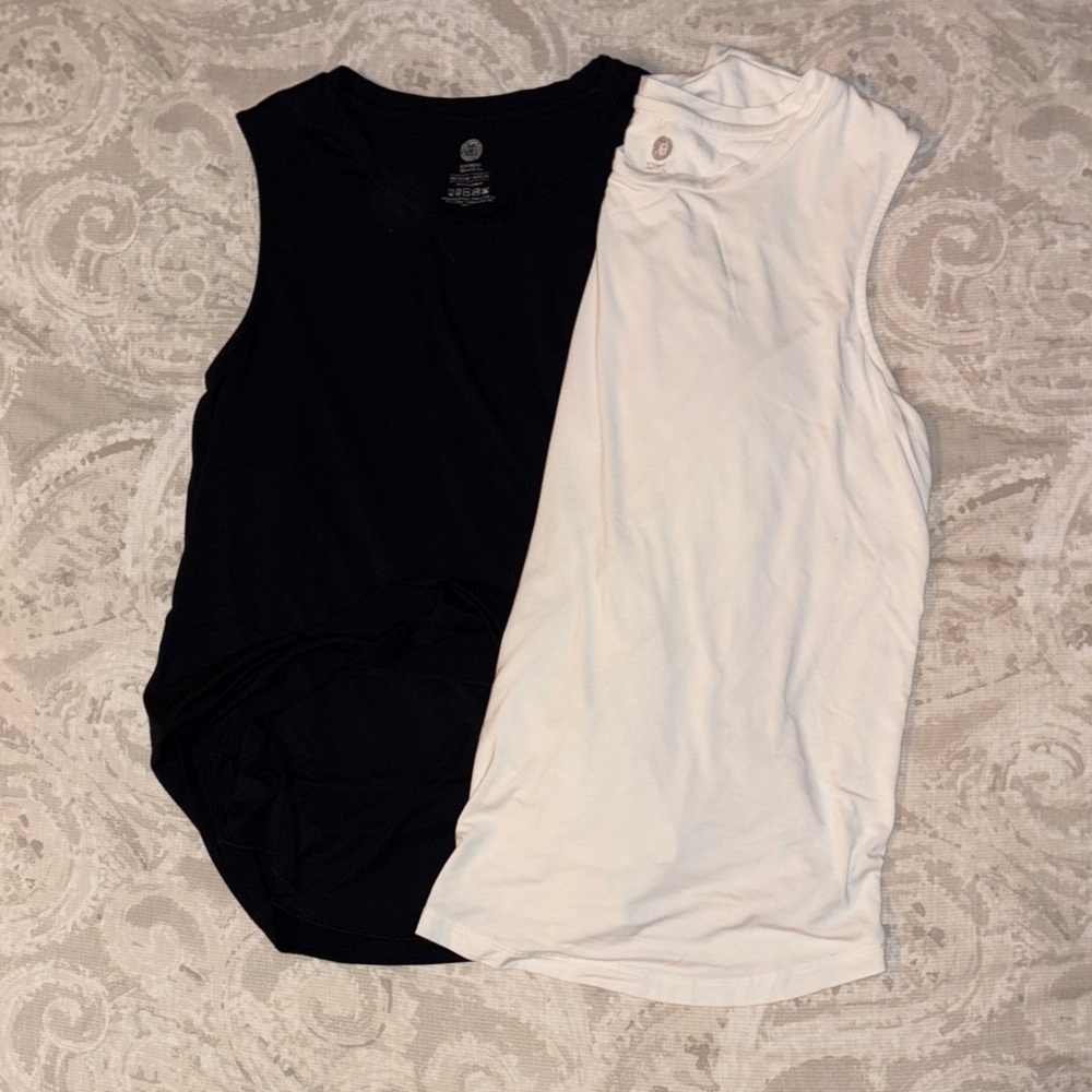Two Kindred Bravely nursing sleeveless tops